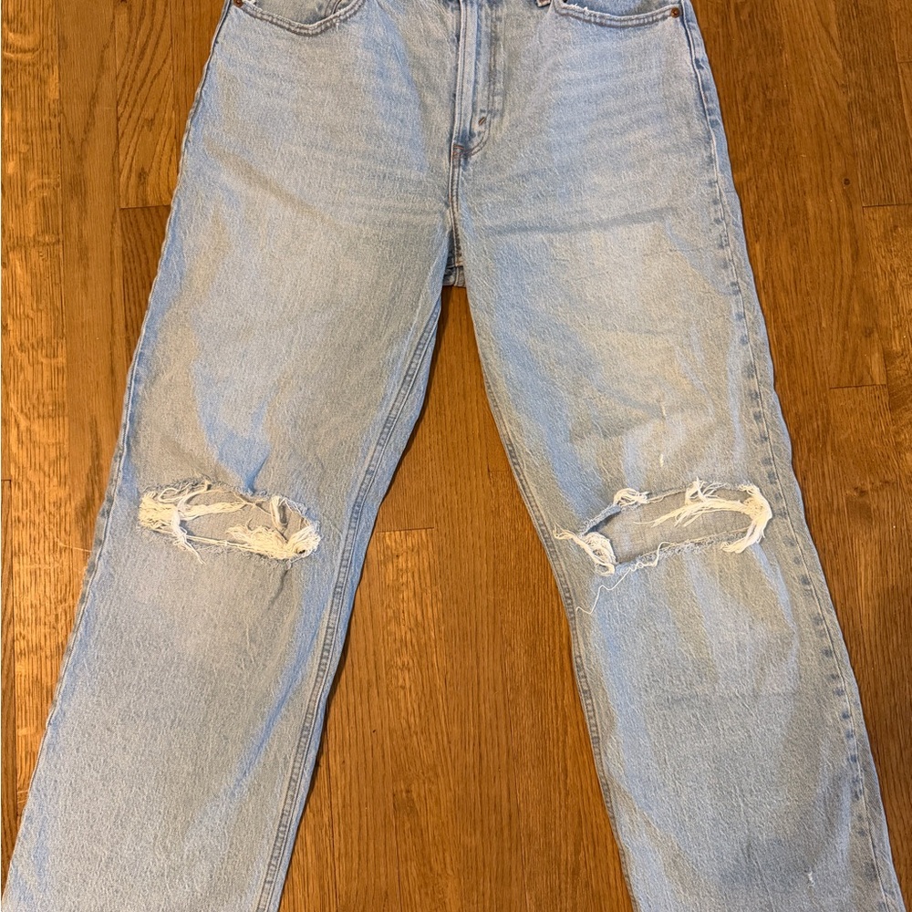 Abercrombie & Fitch Light Blue High-Rise Relaxed Jeans